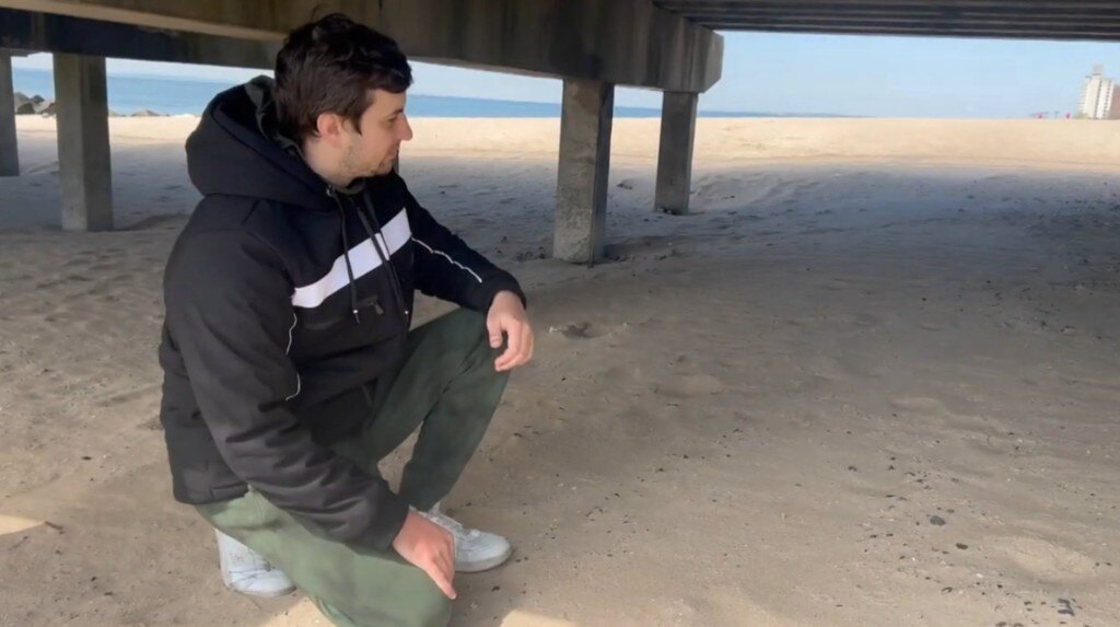 Currents News, under the pier.