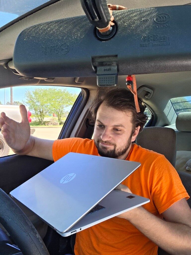 The OmniBook, in the Civic.